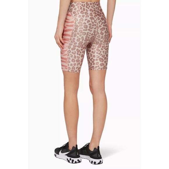 Good American Electric Feel Pink Leopard Bike Shorts, Size 2 (M) - Picture 4 of 10